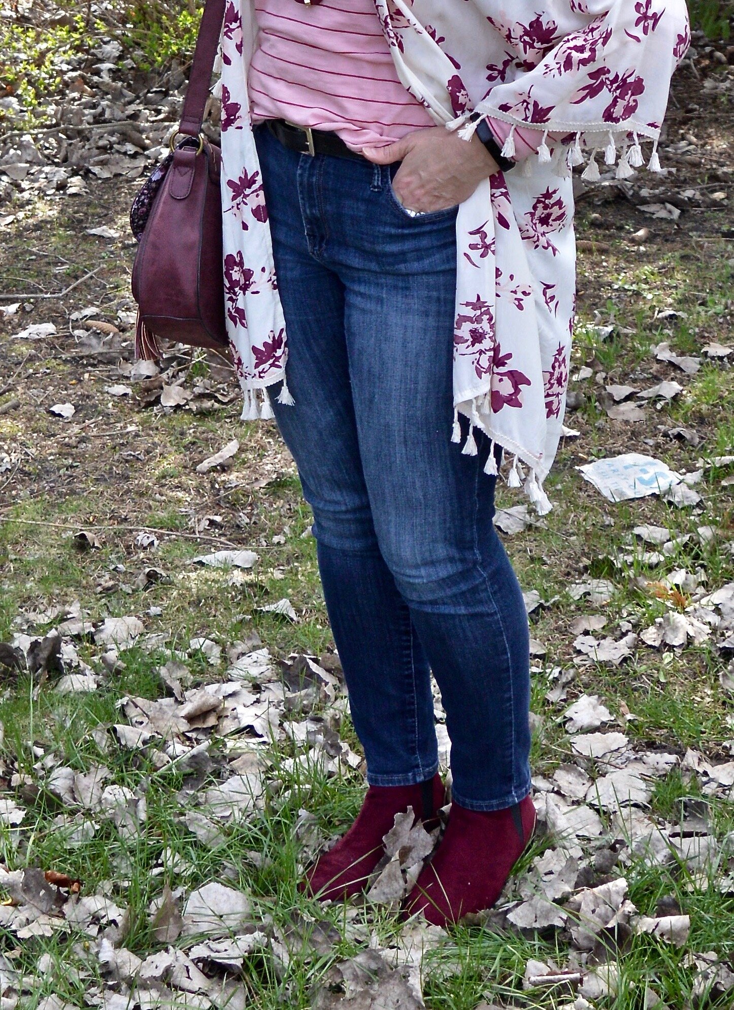 Burgundy ankle store boots outfit